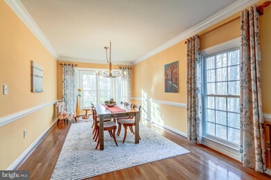 15290 Surrey House Way, Centreville, VA 20120 - photo 7