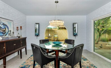 7335 N 11th St-large-008-12-Dining Room-