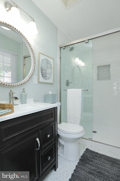 45615 Baringer Dr, California, MD 20619 - photo 7