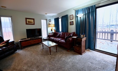 507 Englewood Dr, Roscommon, MI 48653 - photo 3