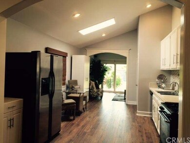 Light, bright and spacious kitchen to enjoy using 
