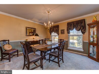 104 Diane Cir, Norristown, PA 19403 - photo 5