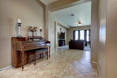 3644 E Oxford Ln-7