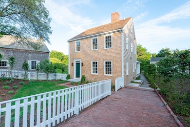 10 Silver St, Nantucket, MA 02554 - photo 3