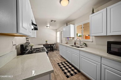 38910 Sage Tree St-8