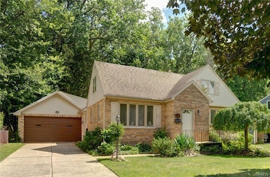 1121 Marcia Dr, North Tonawanda, NY 14120 - photo 2