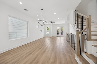 2826 Versailles Oak Ln, Houston, TX 77092 - photo 2