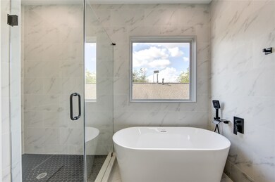 3639 Rebecca St unit D, Houston, TX 77004 - photo 7