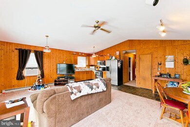 1574 Reynolds Rd, Cross Junction, VA 22625 - photo 4