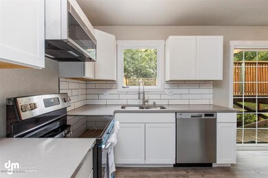 06-Kitchen-ELKO7506