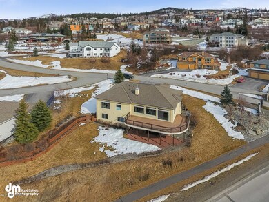16622 Southcliff Circle-large-005-4-Exte