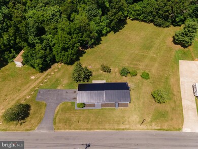 1310 Three Run Rd, Bunker Hill, WV 25413 - photo 6