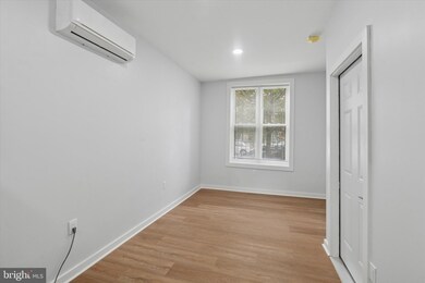 251 S 44th St unit 2, Philadelphia, PA 19104 - photo 7