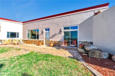 10380 N 2000 Rd, Elk City, OK 73644 - photo 3