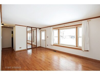 2604 Grouse Ln, Rolling Meadows, IL 60008 - photo 4