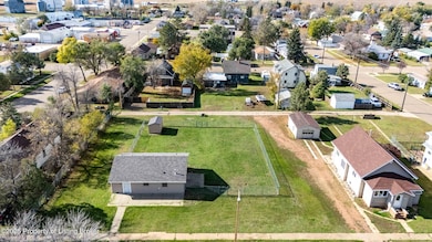 916 1st Ave E, New England, ND 58647 - photo 7