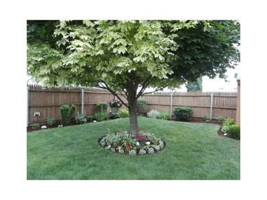 235 Baxter St, Pawtucket, RI 02861 - photo 4