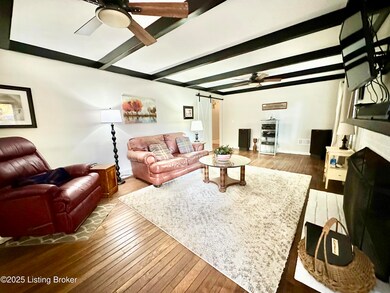 214 Forrest Hill Rd, Hodgenville, KY 42748 - photo 7