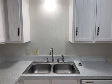 1911 Starling Ct, Cleburne, TX 76033 - photo 7