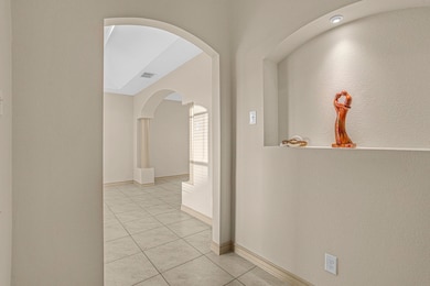 3615 Gregorio Lerma Dr, Laredo, TX 78046 - photo 3