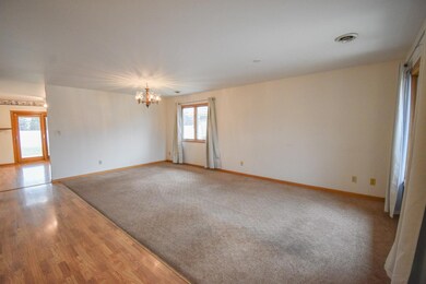 954 Ivanhoe Ln, Dyer, IN 46311 - photo 6