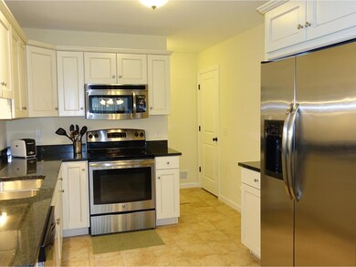 214 Fox Run unit 18, Colchester, VT 05446 - photo 2