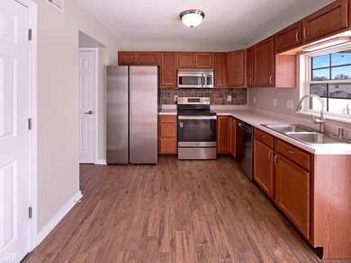 1155 Dark Star Ct, Whiteland, IN 46184 - photo 6