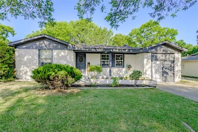 868 Ala Dr, Fort Worth, TX 76108 - photo 2