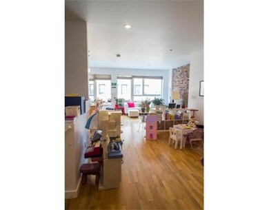 99-105 Broad St unit 7C, Boston, MA 02110 - photo 3