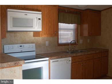 22 Dennis Dr, Pennsville, NJ 08070 - photo 3