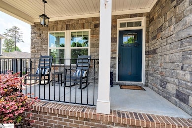 4 Plyler Dr, Greenville, SC 29617 - photo 2