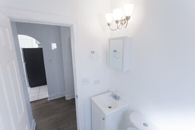 18324 Burnham Ave unit 2, Lansing, IL 60438 - photo 6