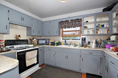 133 State Highway T Outfield, MO 65720-7
