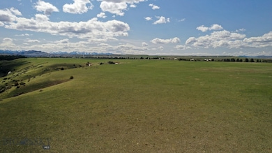 Beartooth Mountains to the south
