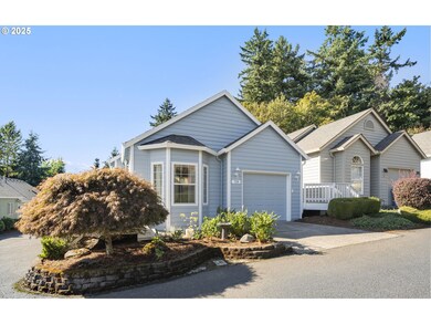 719 NE Dallas St unit A4, Camas, WA 98607 - photo 2