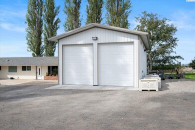 36402 N Case Rd, Prosser, WA 99350 - photo 5