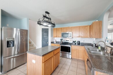 9604 Dawn Trail, San Antonio, TX 78254 - photo 5