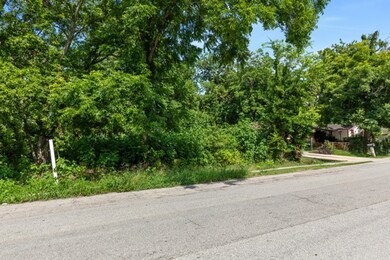 8466 De Priest St, Houston, TX 77088 - photo 4