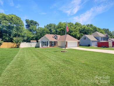 4660 Falcon Chase Dr SW, Concord, NC 28027 - photo 6