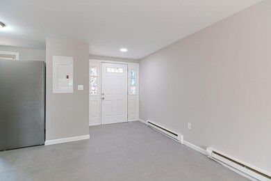 31 Pierpont St unit 4, Peabody, MA 01960 - photo 2