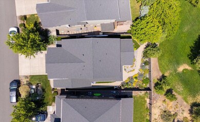 60342 SE Hedgewood Ln, Bend, OR 97702 - photo 4