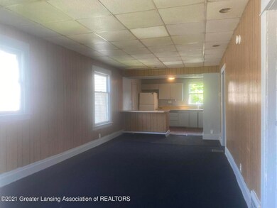 813 W Oakland Ave, Lansing, MI 48915 - photo 4