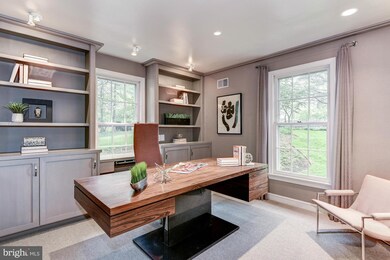 9609 Weathered Oak Ct, Bethesda, MD 20817 - photo 3