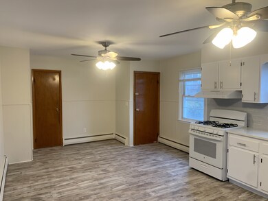 642 Beechmont Ave, Bridgeport, CT 06606 - photo 4