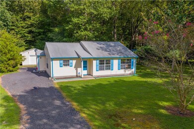 8855 Marlfield Rd, Gloucester, VA 23061 - photo 4