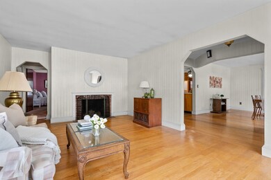 462 Appleton St, Arlington, MA 02476 - photo 7