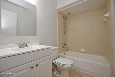 4340 Melissa Ct W, Jacksonville, FL 32210 - photo 6