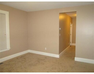 32 Houghton St unit 1, Lynn, MA 01905 - photo 3