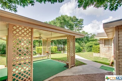 1222 Common St, New Braunfels, TX 78130 - photo 6