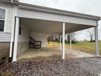 95 Juniper Ln, Calvert City, KY 42029 - photo 5